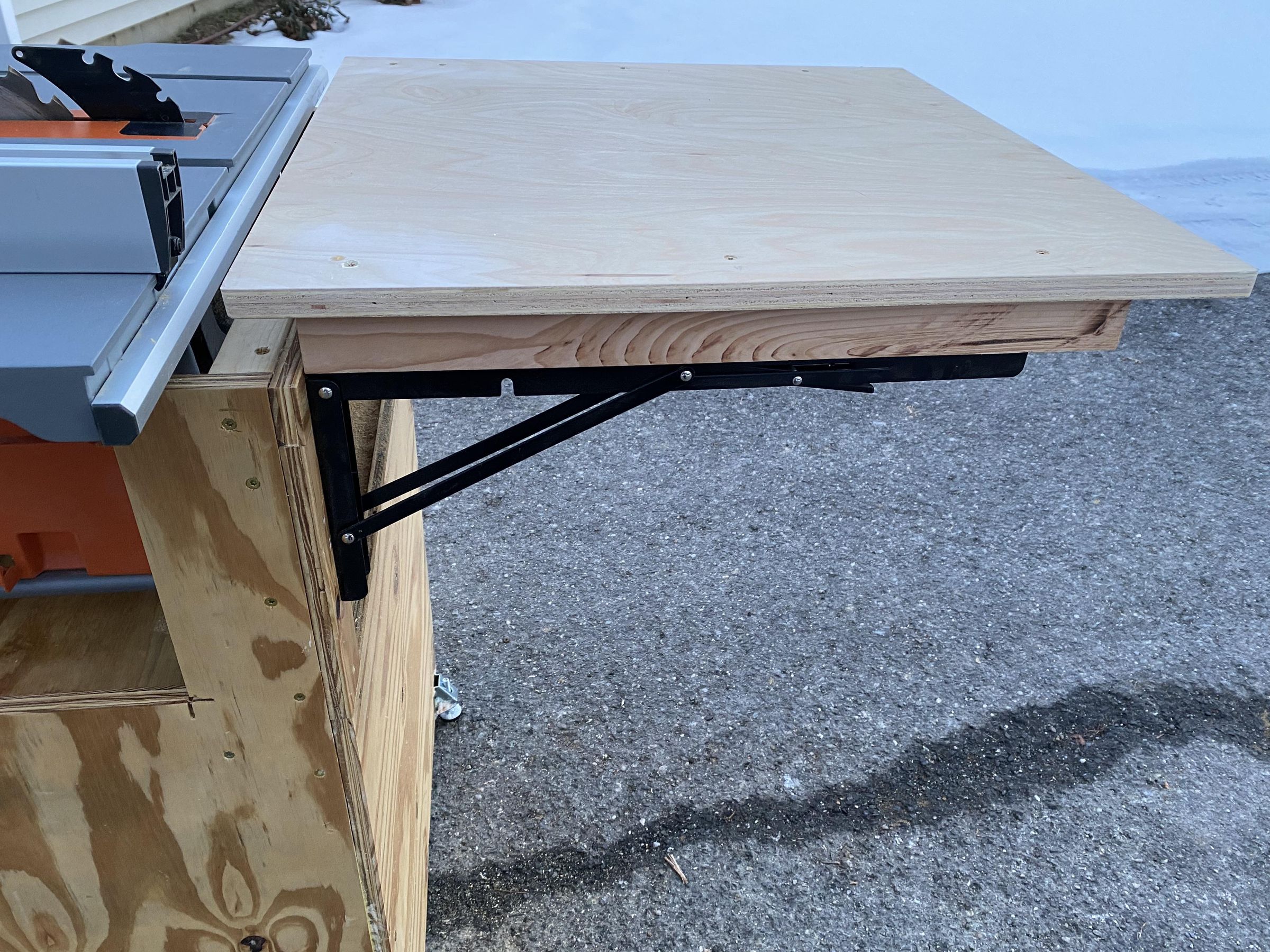 Mobile Table Saw Stand With Storage Drawers and Folding Outfeed Table
