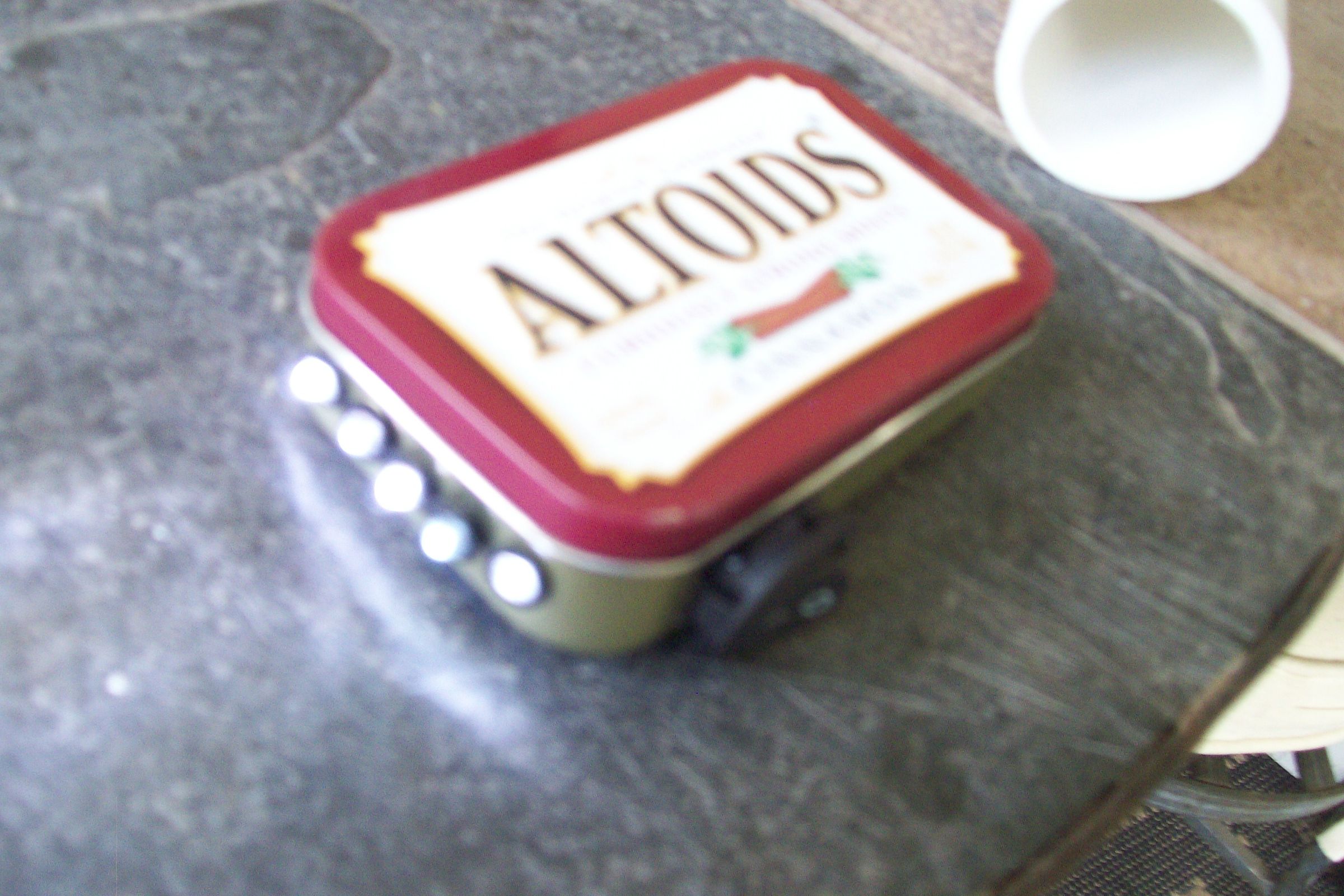 Altoid Survival Flashlight Kit