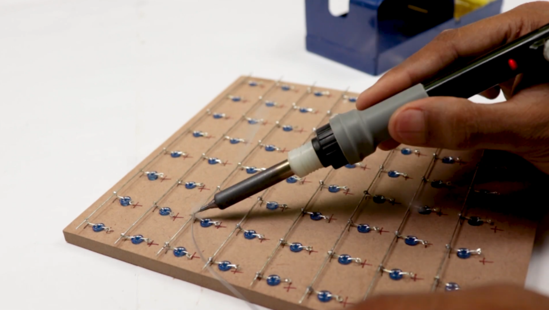 How to Build 8x8x8 LED Cube : 13 Steps - Instructables