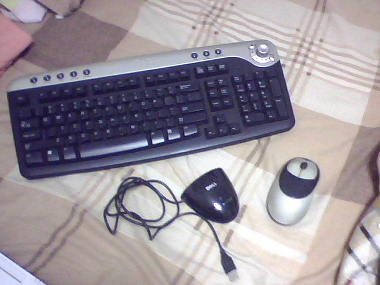 Turn Your Broken Laptop Into a Desktop