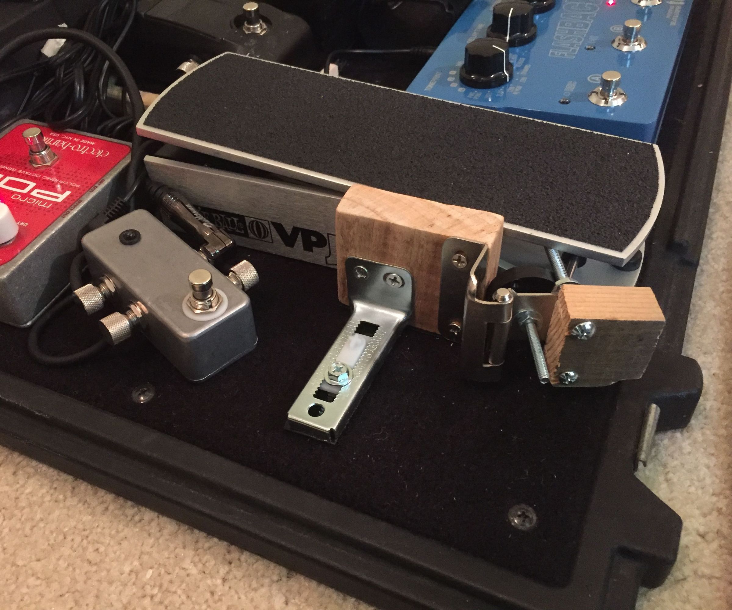 Simple Volume Boost Pedal Hack with No Electronics!