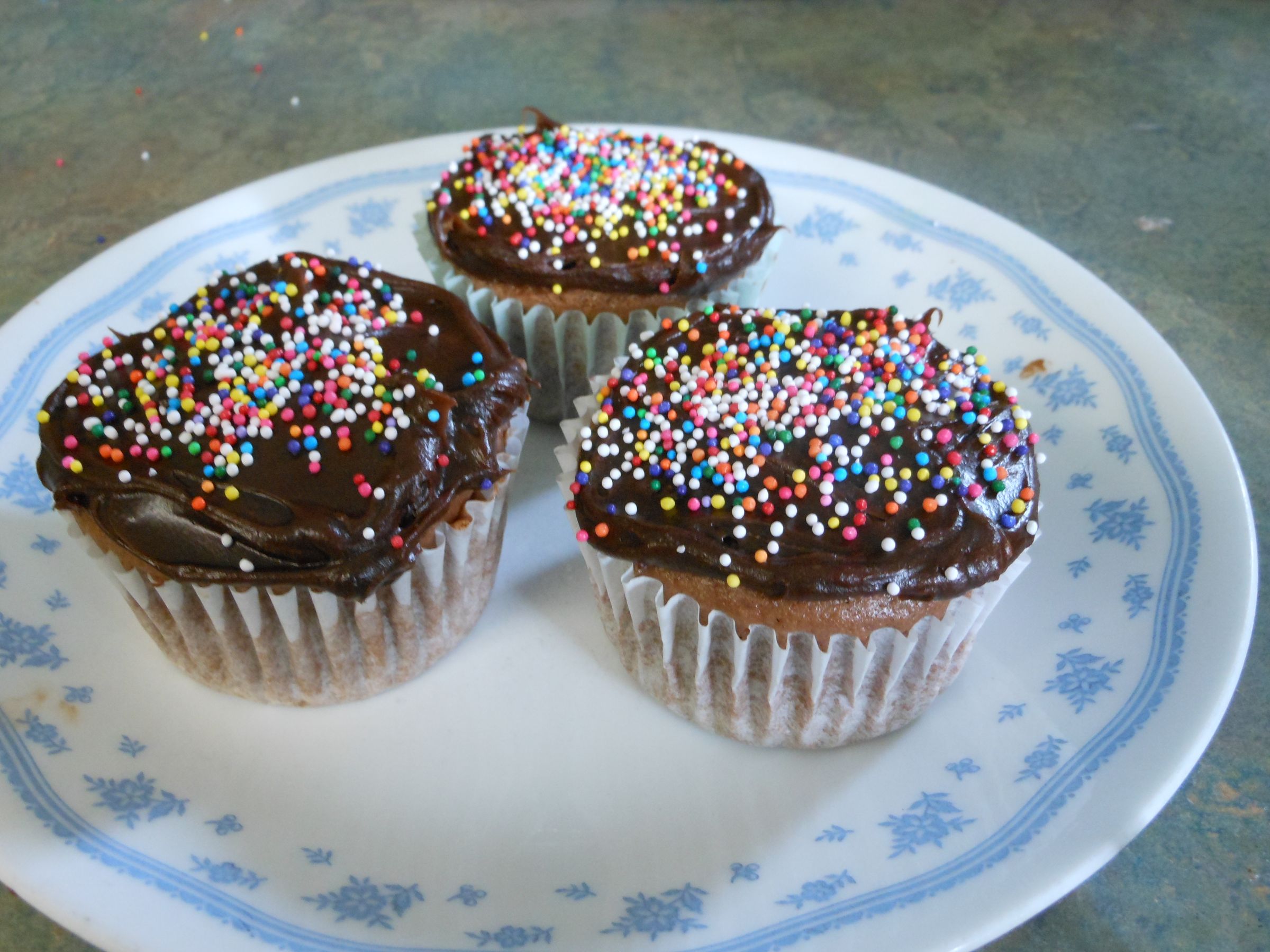 Chocolate Sour Cream Cup Cakes
