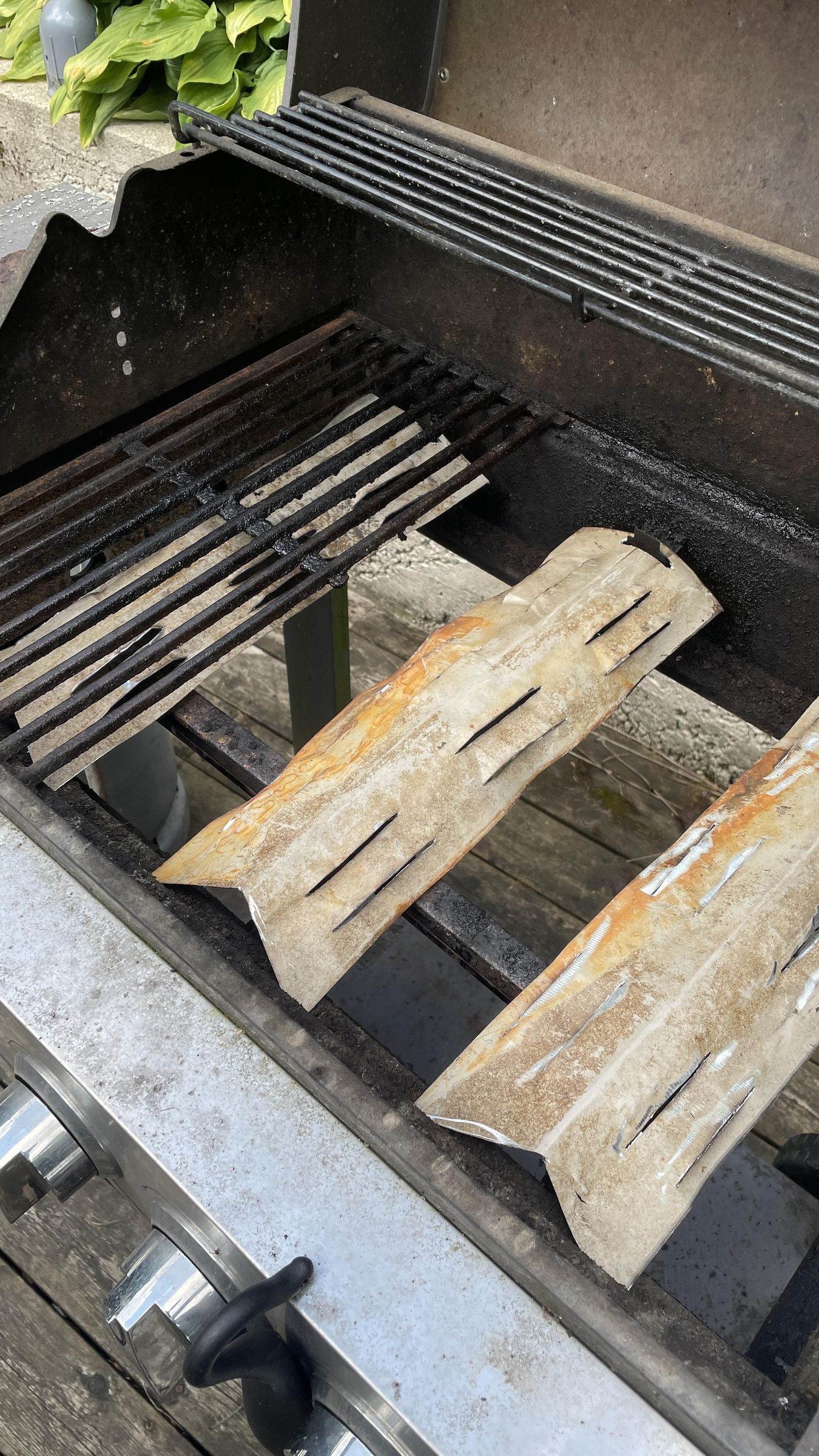 BBQ Grill Heat Shields From Old Roofing Sheet 7 Steps (with Pictures
