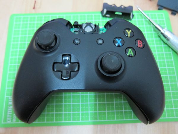 Repairing an Xbox One Controller (Faulty LB/RB Button) : 6 Steps ...