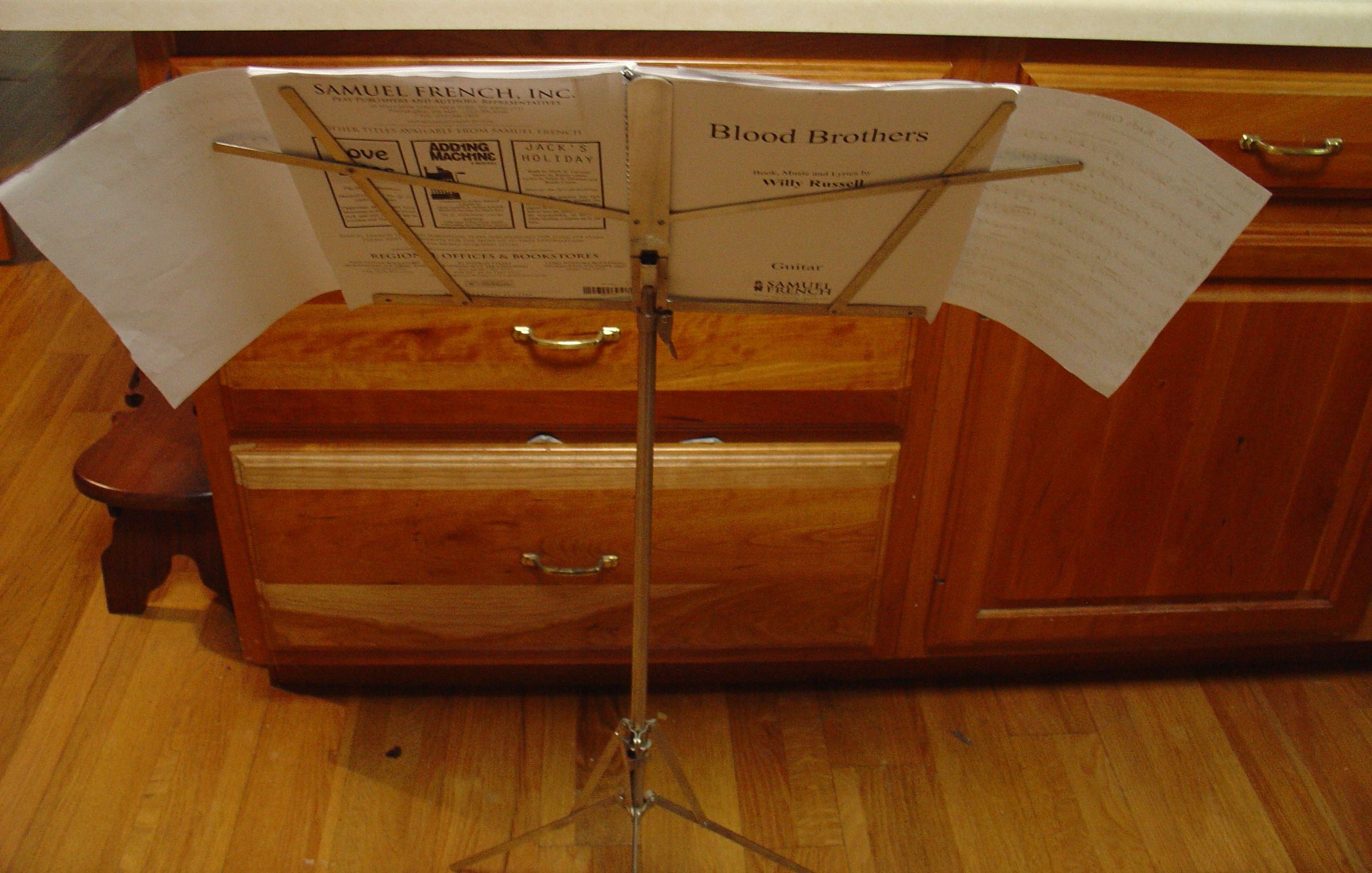 Cheap Music Stand Extension 4 Steps Instructables