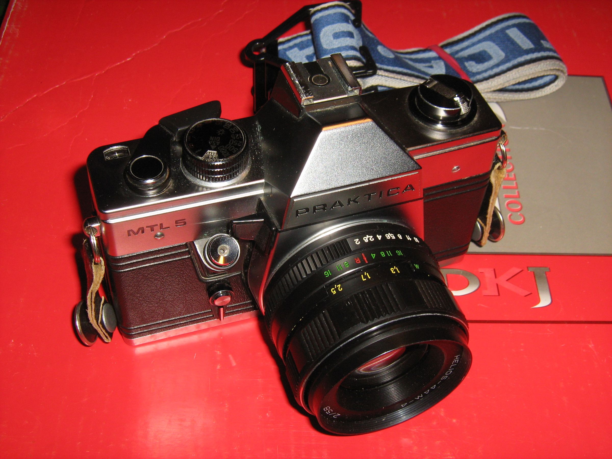 Repair Exposure SLR Camera