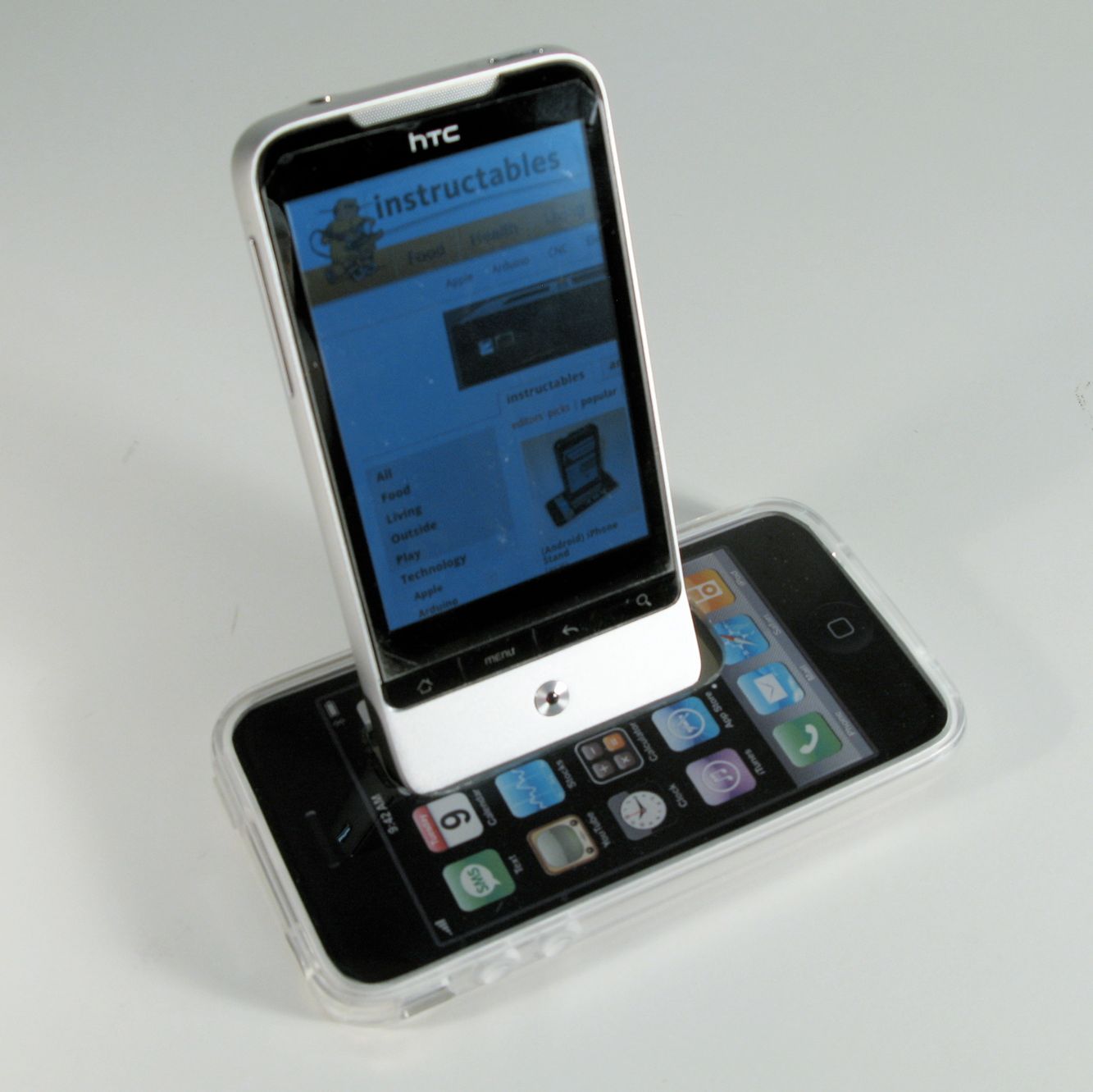 (Android) IPhone Stand