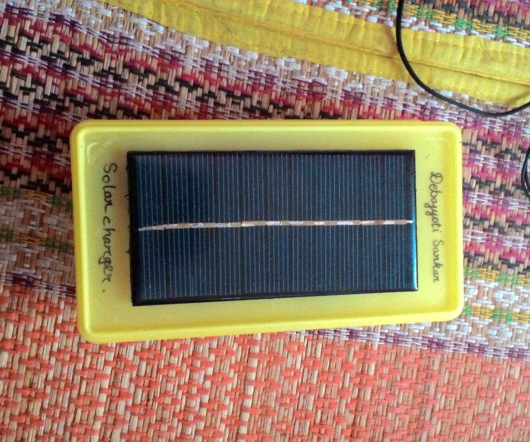 Solar and 9V Battery Powered Mobile Charger