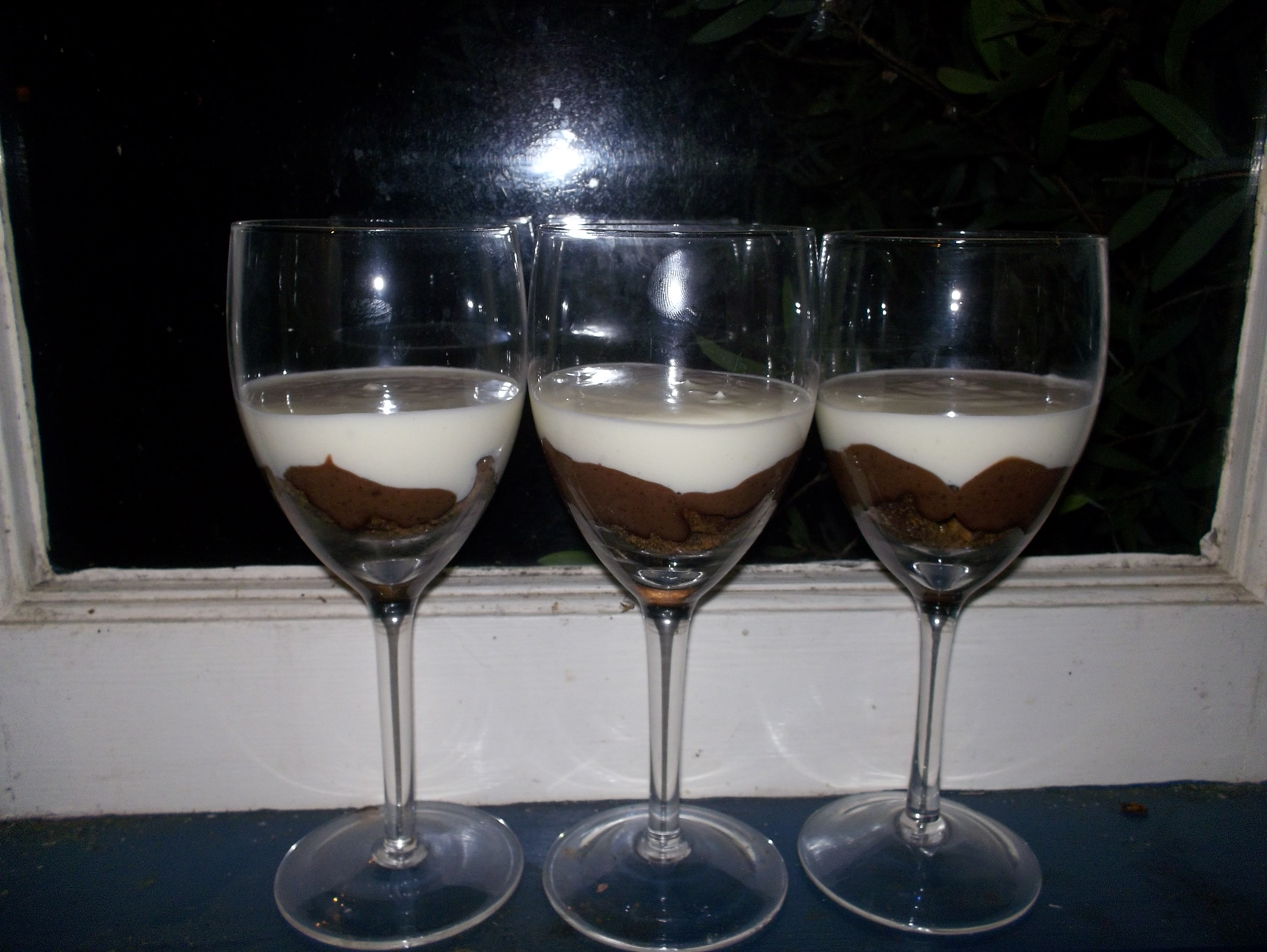 Simple Triple Layer Parfaits