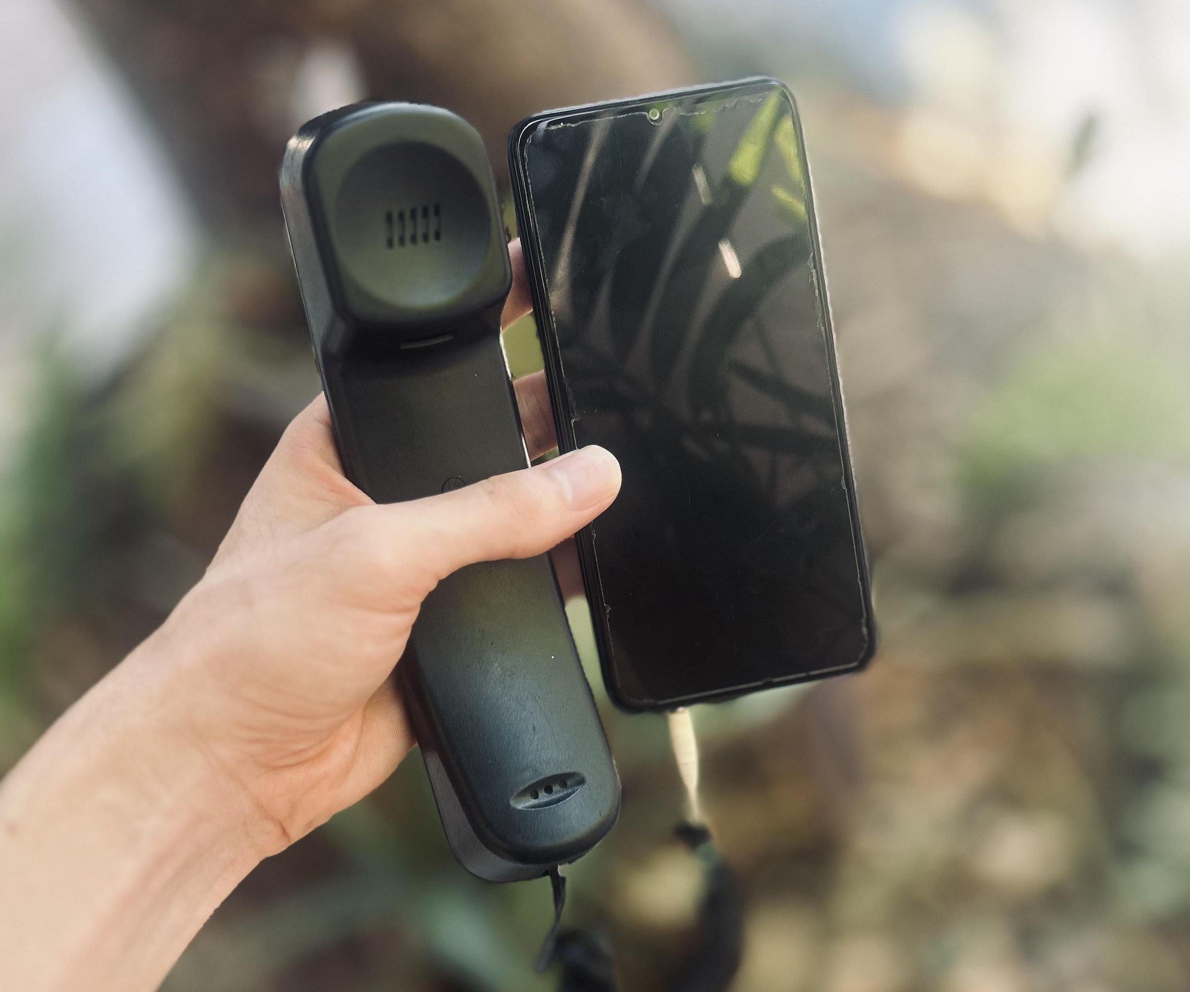 Telephone Handset Adapter