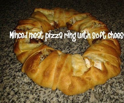 Minced Meat Pizza Ring With Soft Cheese Recipe