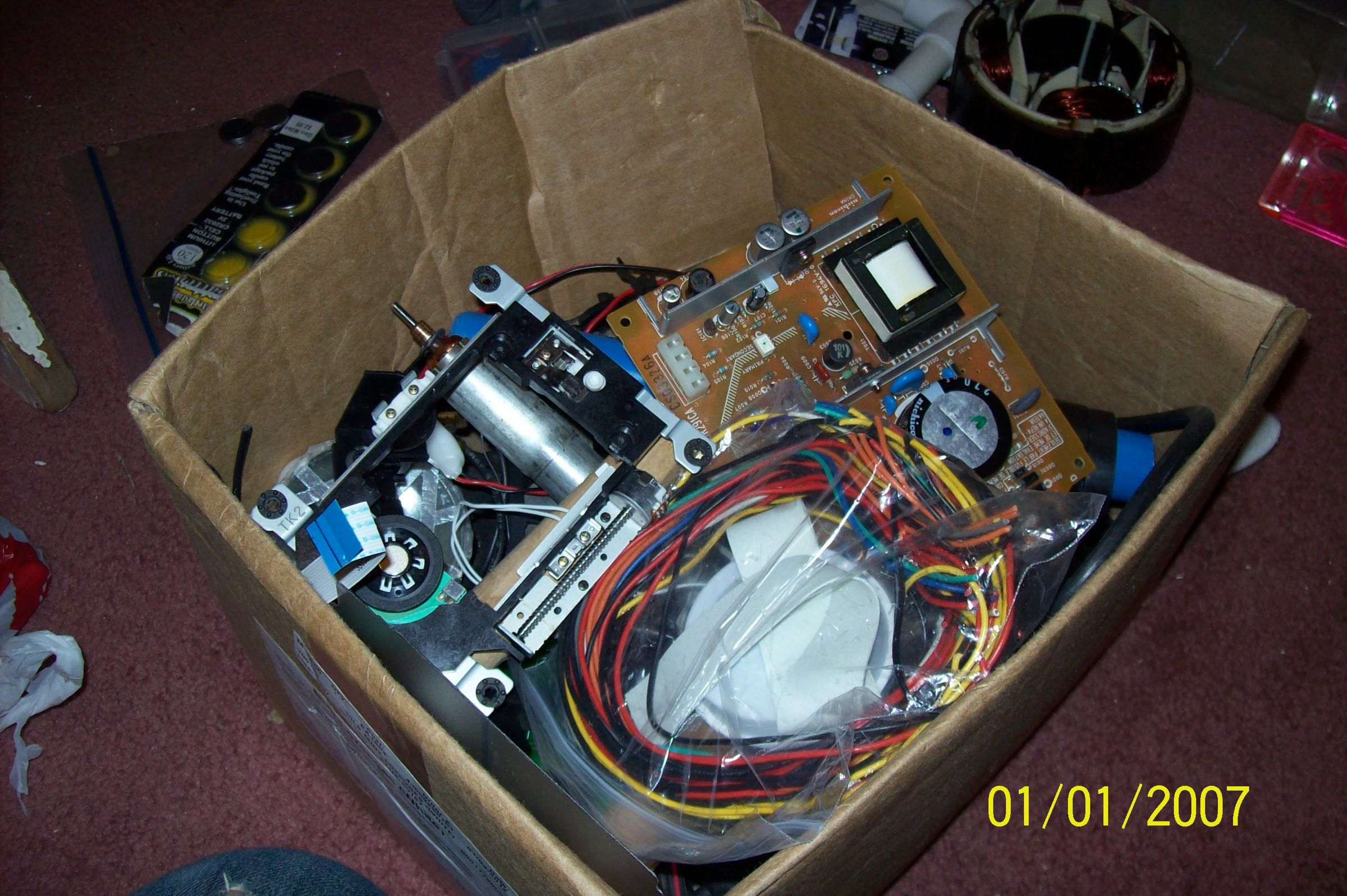 D.I.Y. the Musical Hat Hack