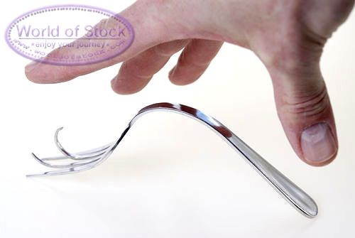 Build a Psy-Wheel and Learn Telekinesis! (sort Of)