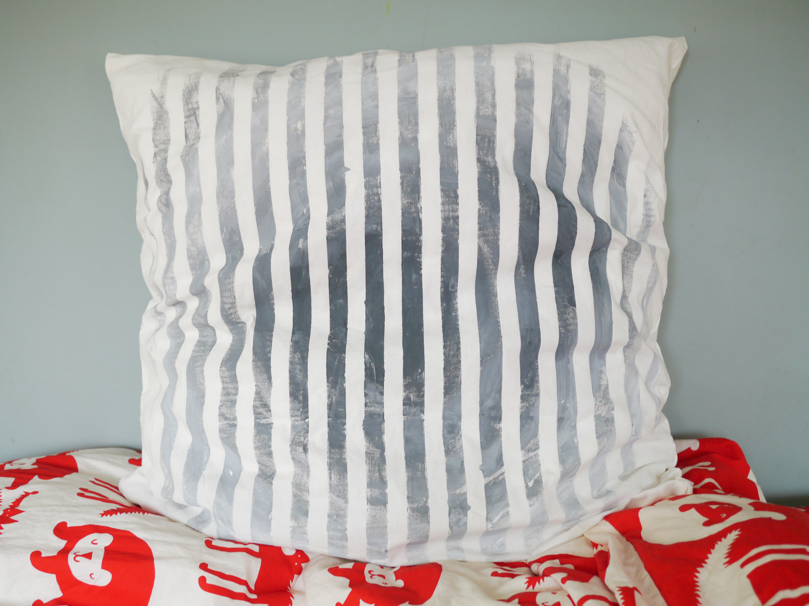Striped Gradient Pillow