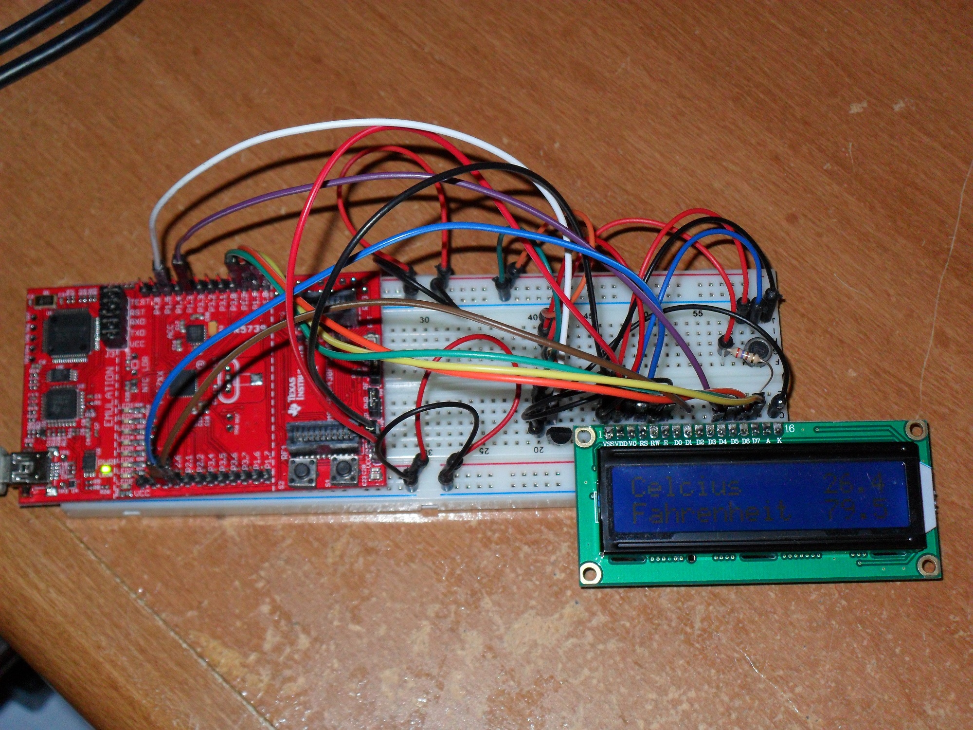 LCD Thermo-Meter Project using TI MSP-EXP430FR5739 FraunchPad