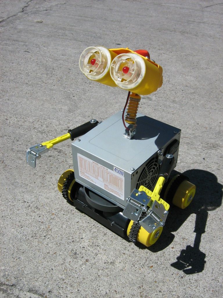 Bootleg Wall-E (AKA "Guali")