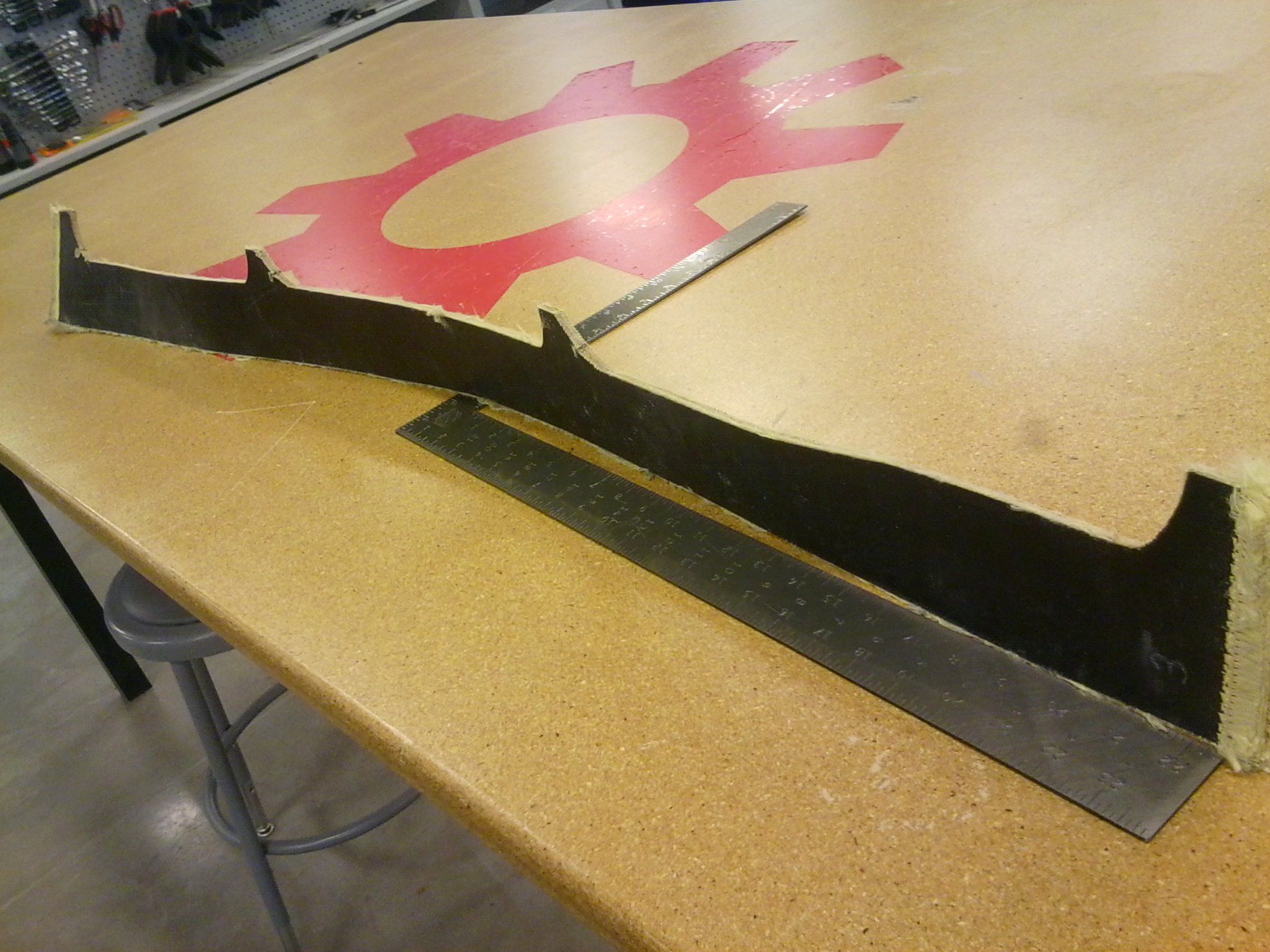 Making Kevlar Belts at Instructables