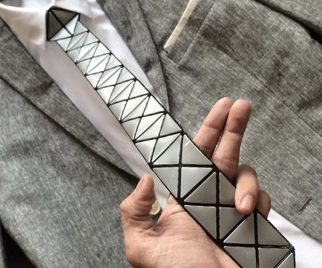 futuristic necktie (hextie inspired)