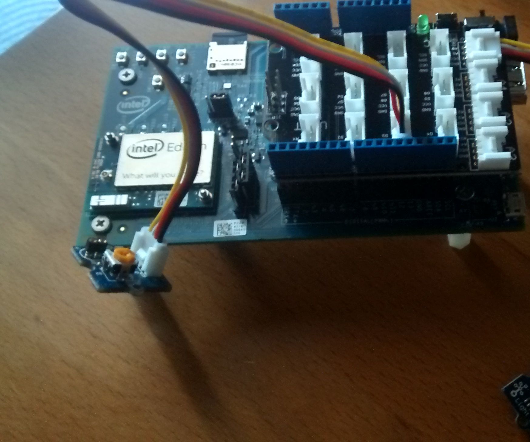 Intel Edison Spectrophotometer