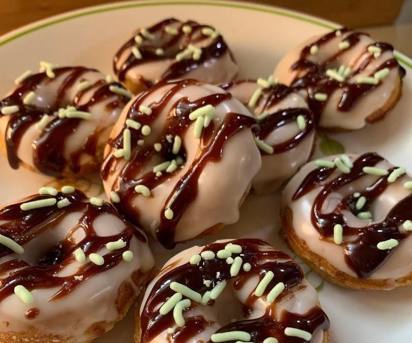 Cake Mix Banana Mini Donuts