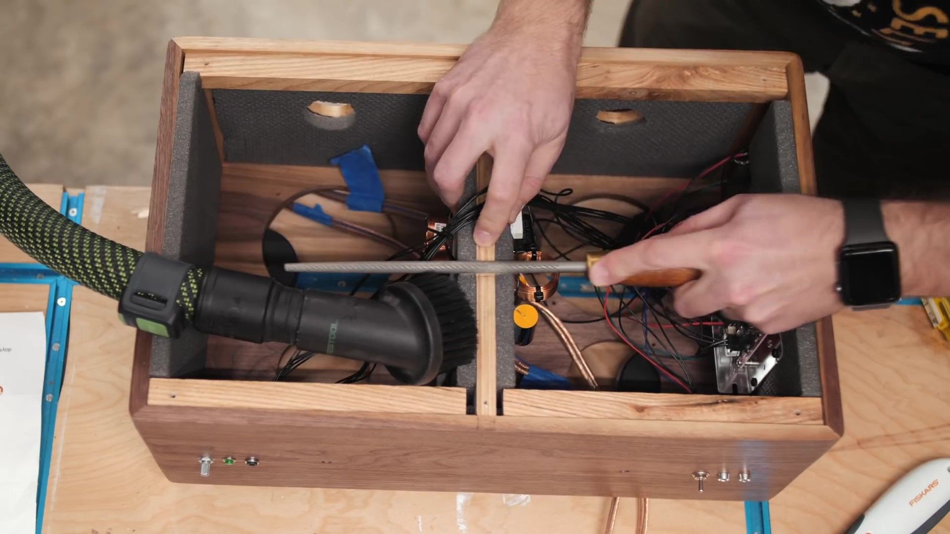 DIY Battery Powered Bluetooth Speaker // How to Build Woodworking 14 Steps (with Pictures
