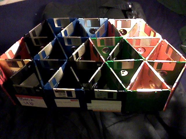 floppy laptop stand/cooler