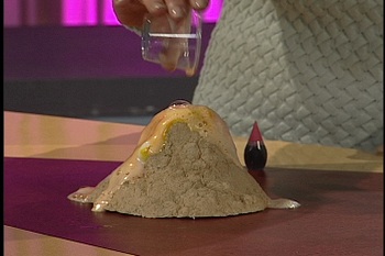 Make an Erupting Volcano - Safe