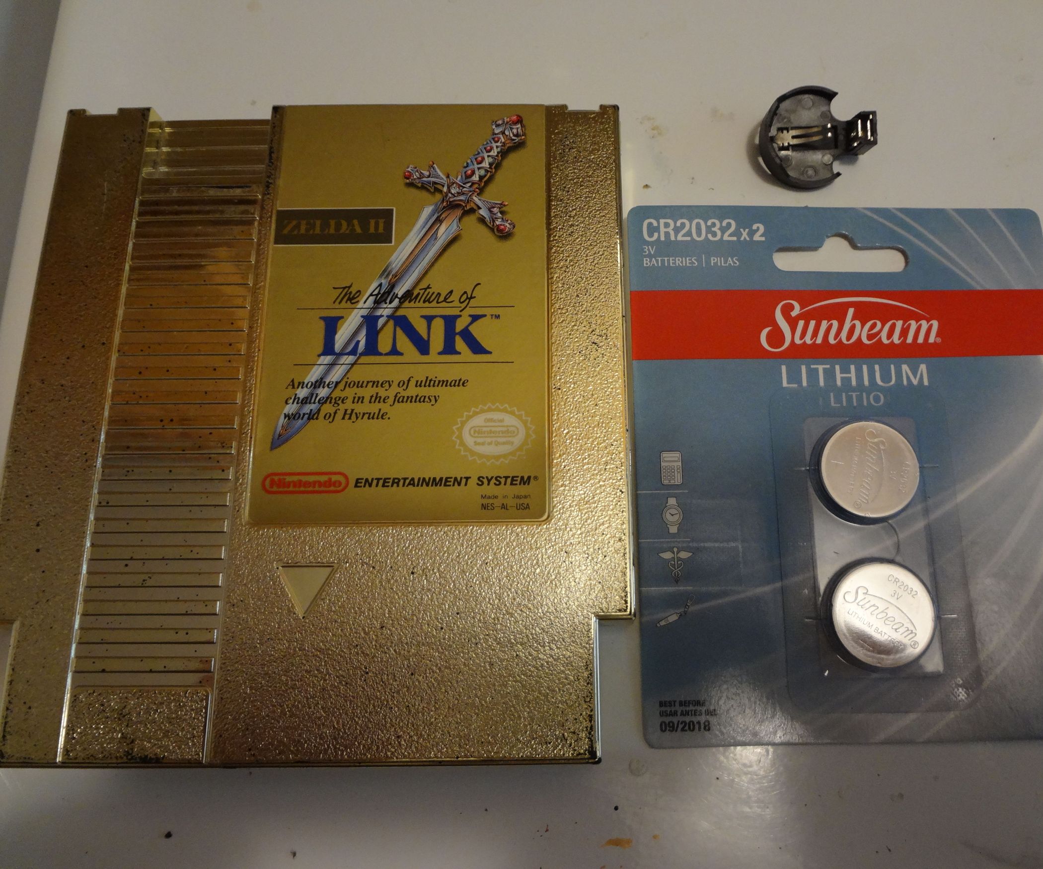 NES Zelda II Cartridge Battery Holder Install. Cheap, Easy, & Neat. 6