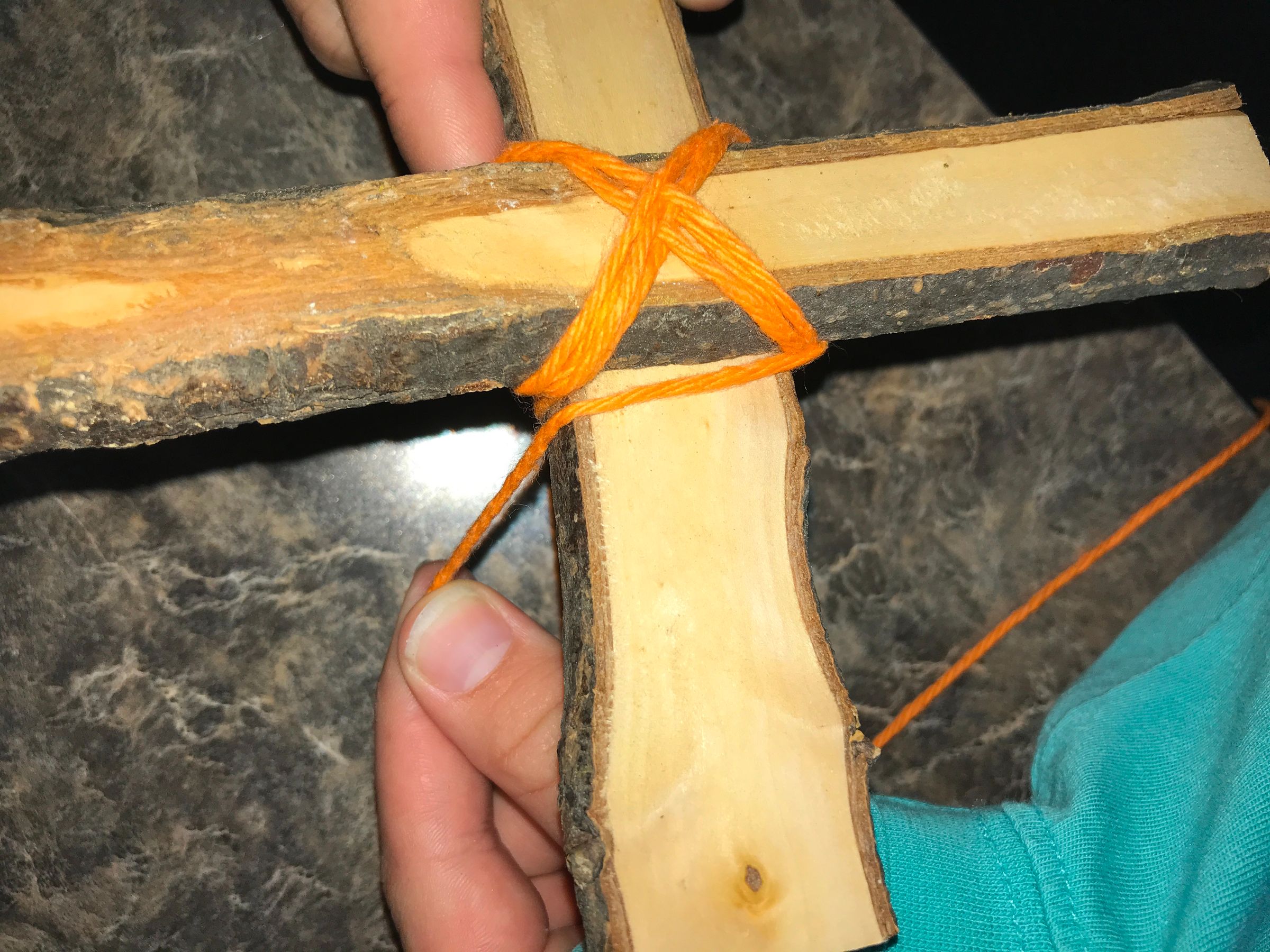How to Make an Ojo De Dios (God's Eye) : 11 Steps - Instructables