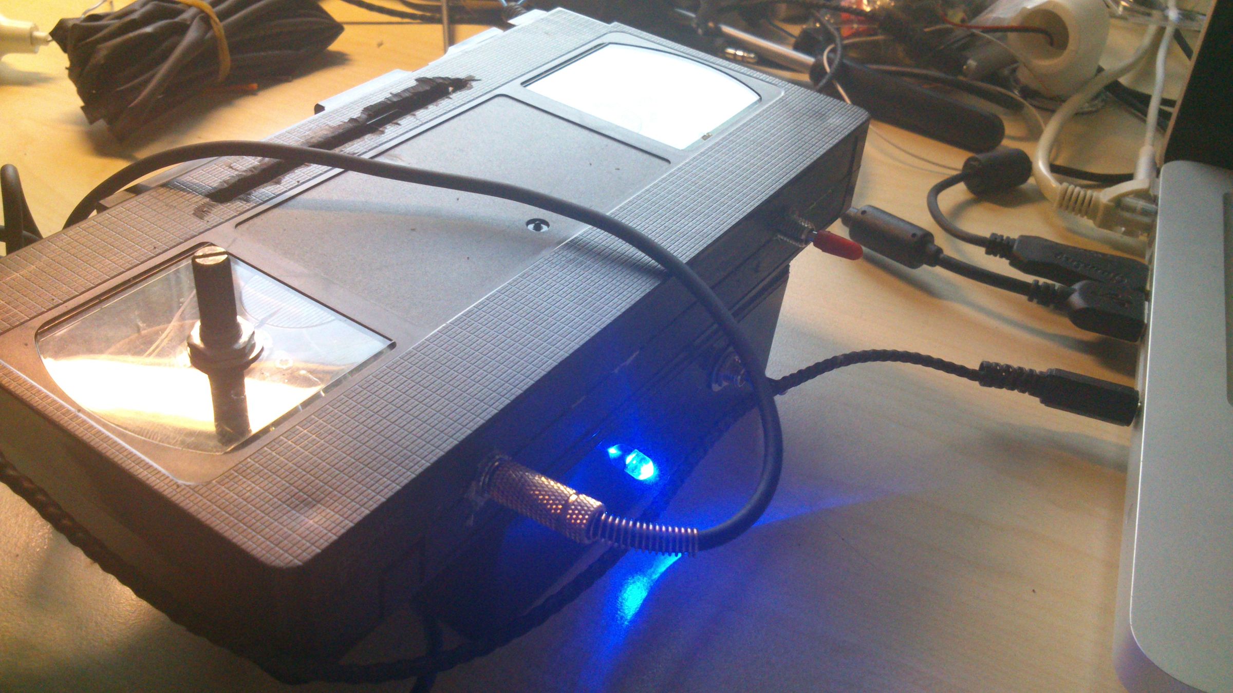 How to Turn Old VHS Casette Tape to Computer Volume Controller