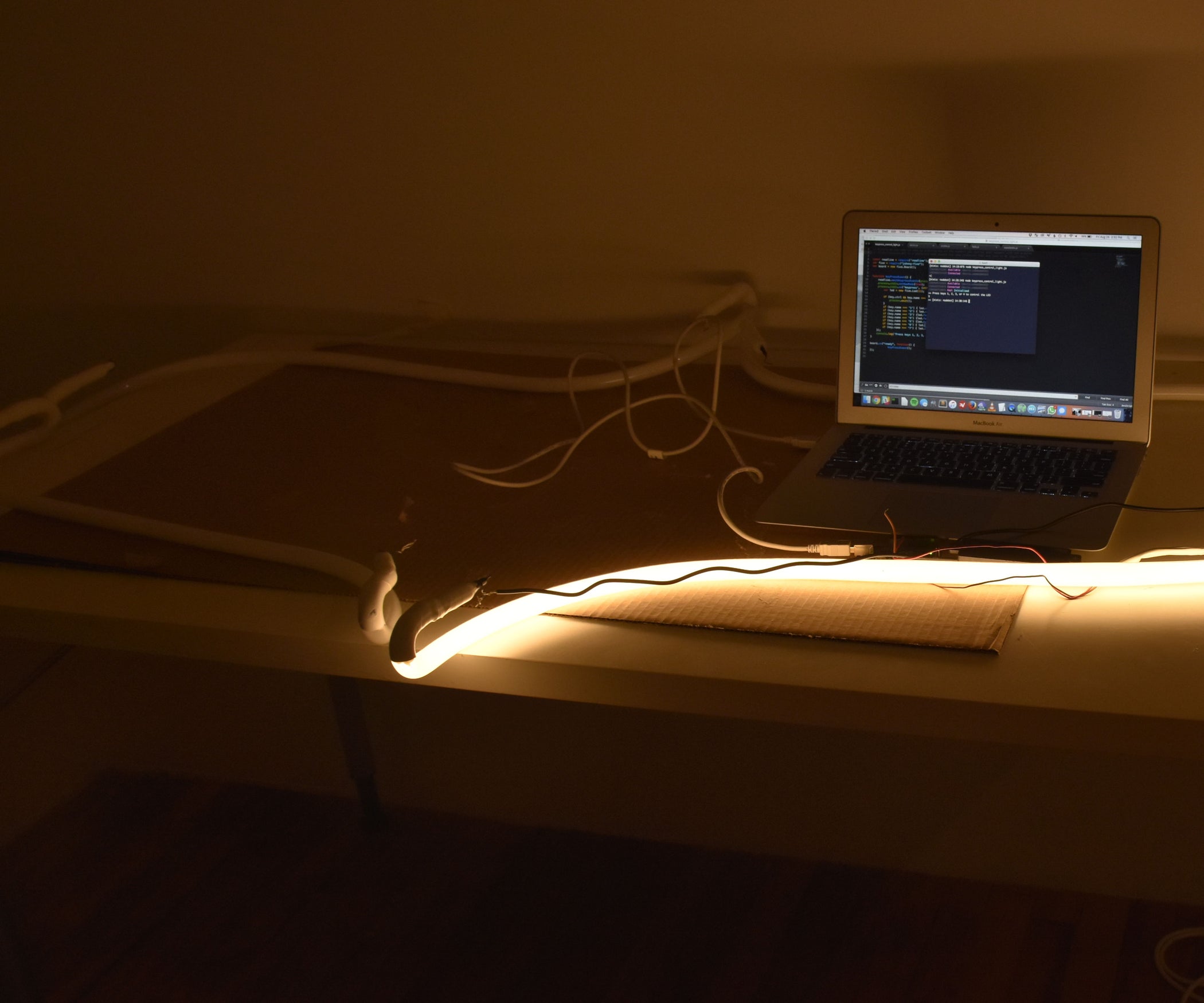 Controlling a Neon Light With an Arduino : 7 Steps (with Pictures ...