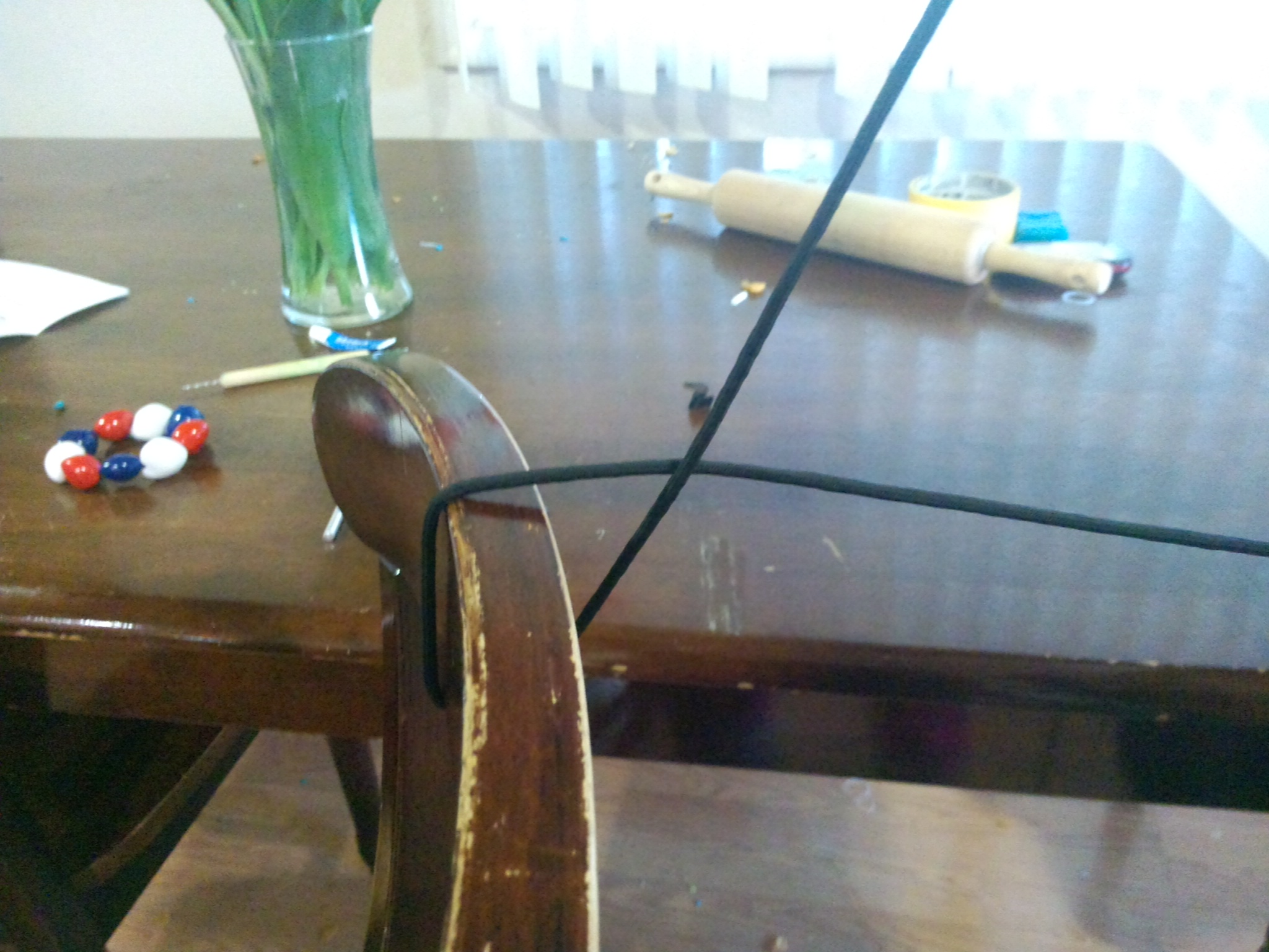 How to Tie Two Halfhitches and a Tautline Hitch. 9 Steps