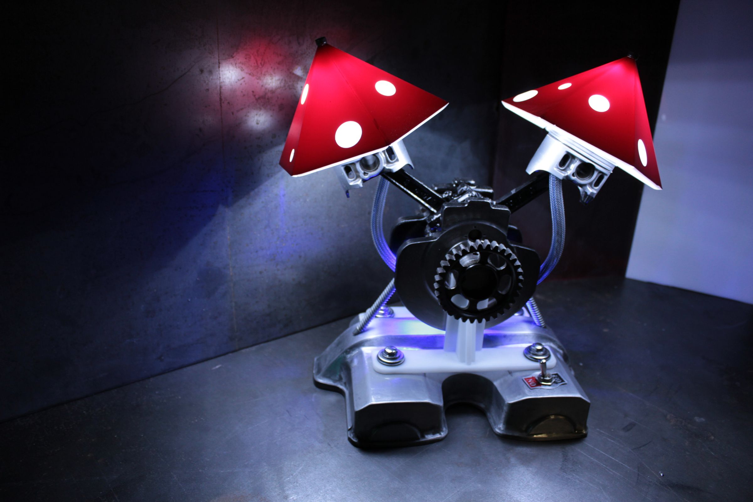 Desk lamp, Mushrooms