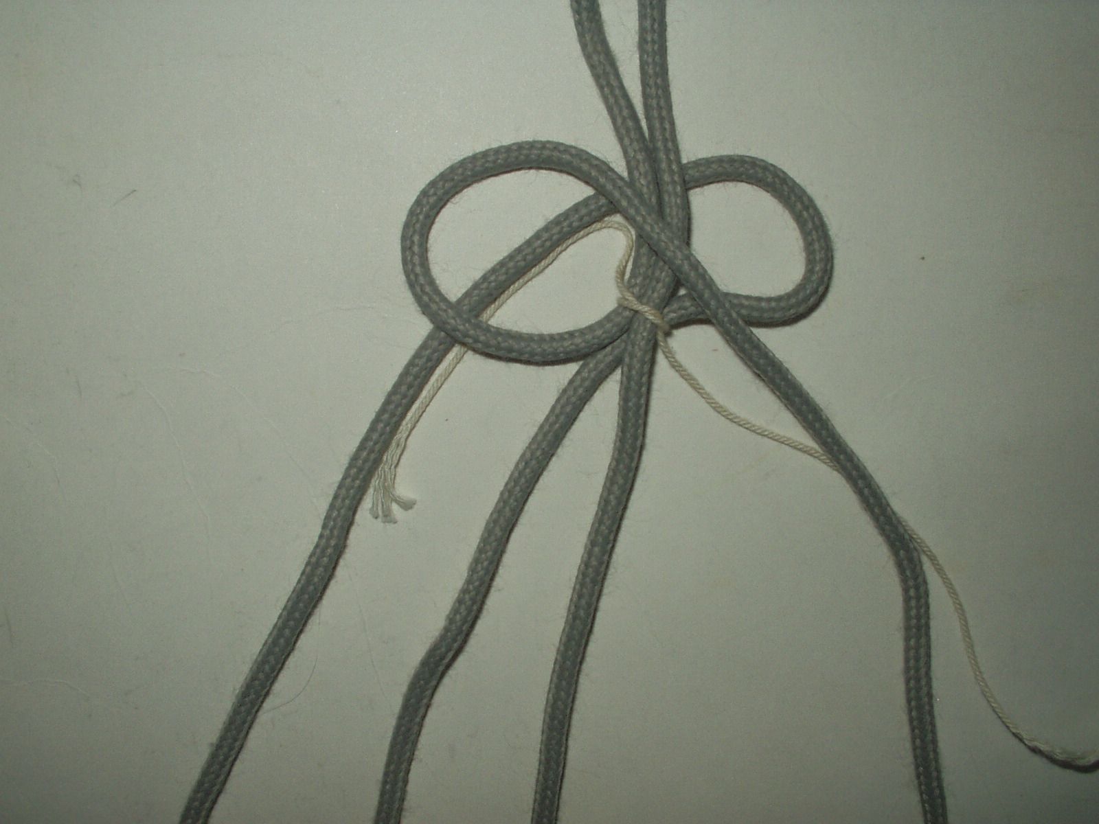 Single Strand Lanyard : 15 Steps (with Pictures) - Instructables