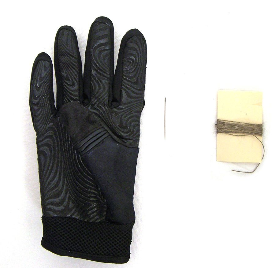 How Does Touch Screen Gloves Work: Discover the Magic
