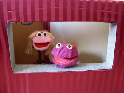 Cardboard Puppet Stage : 4 Steps (with Pictures) - Instructables