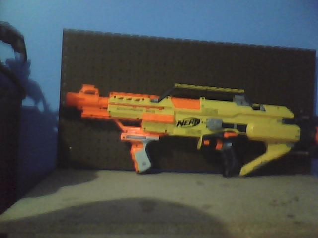 Realistic attachment handle