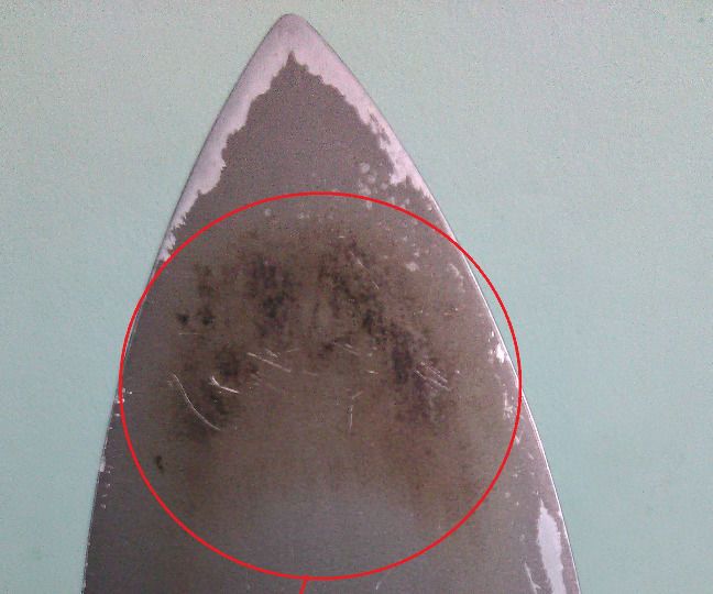 Clean your clothes iron very easily by wax