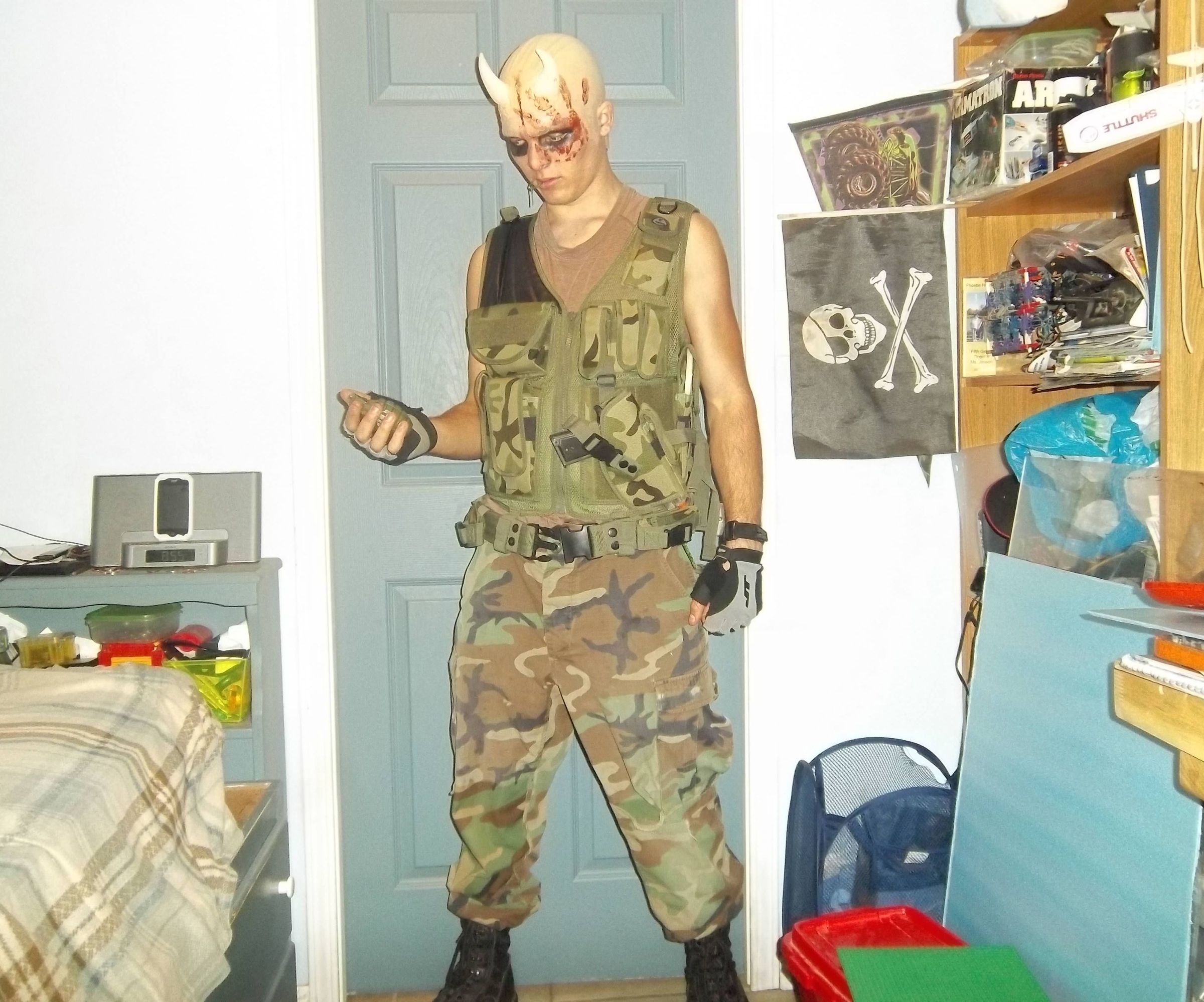 How to be KnuckleHead the mascot from Five Finger Death Punch