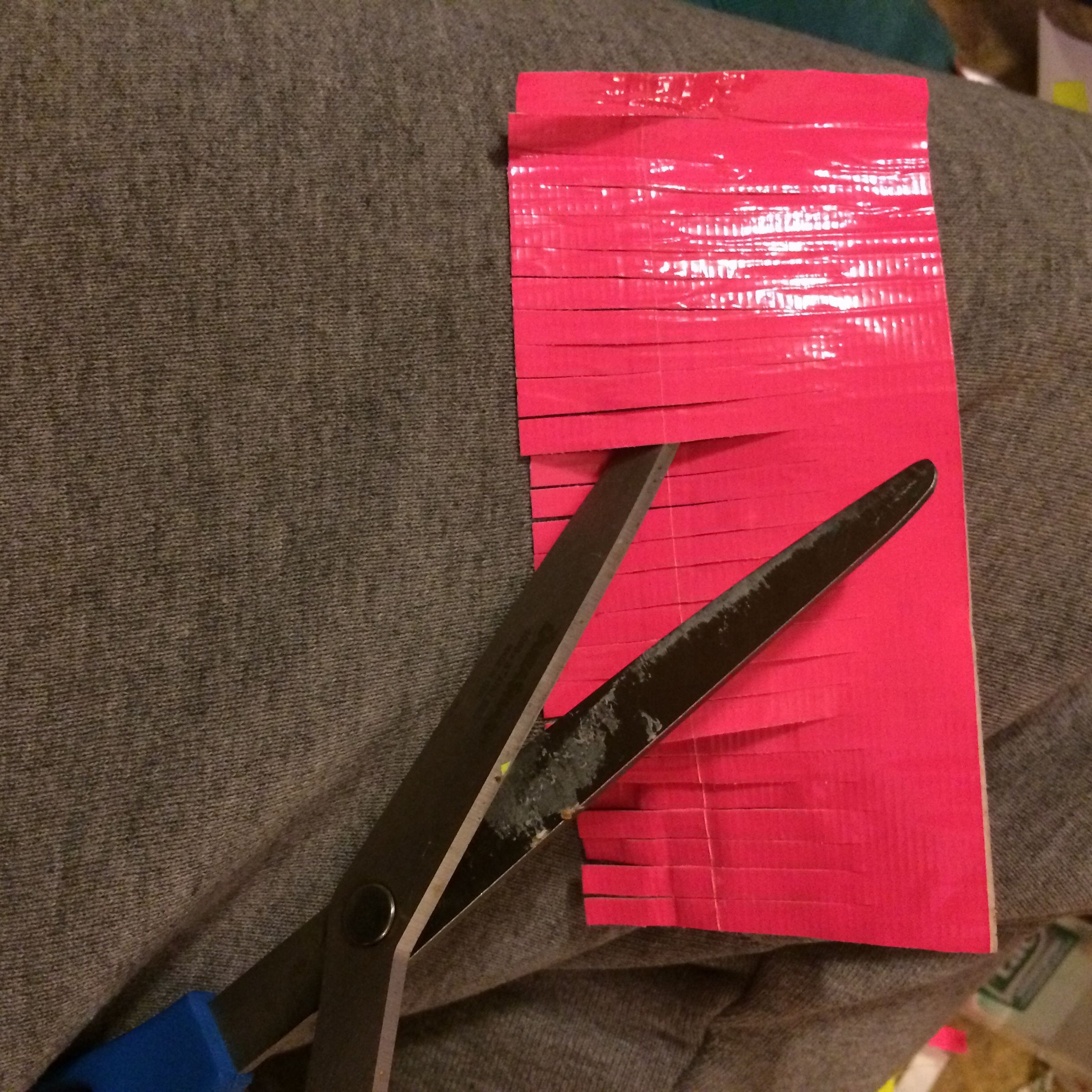 Duct Tape Flamingo Jewelry Set 11 Steps Instructables