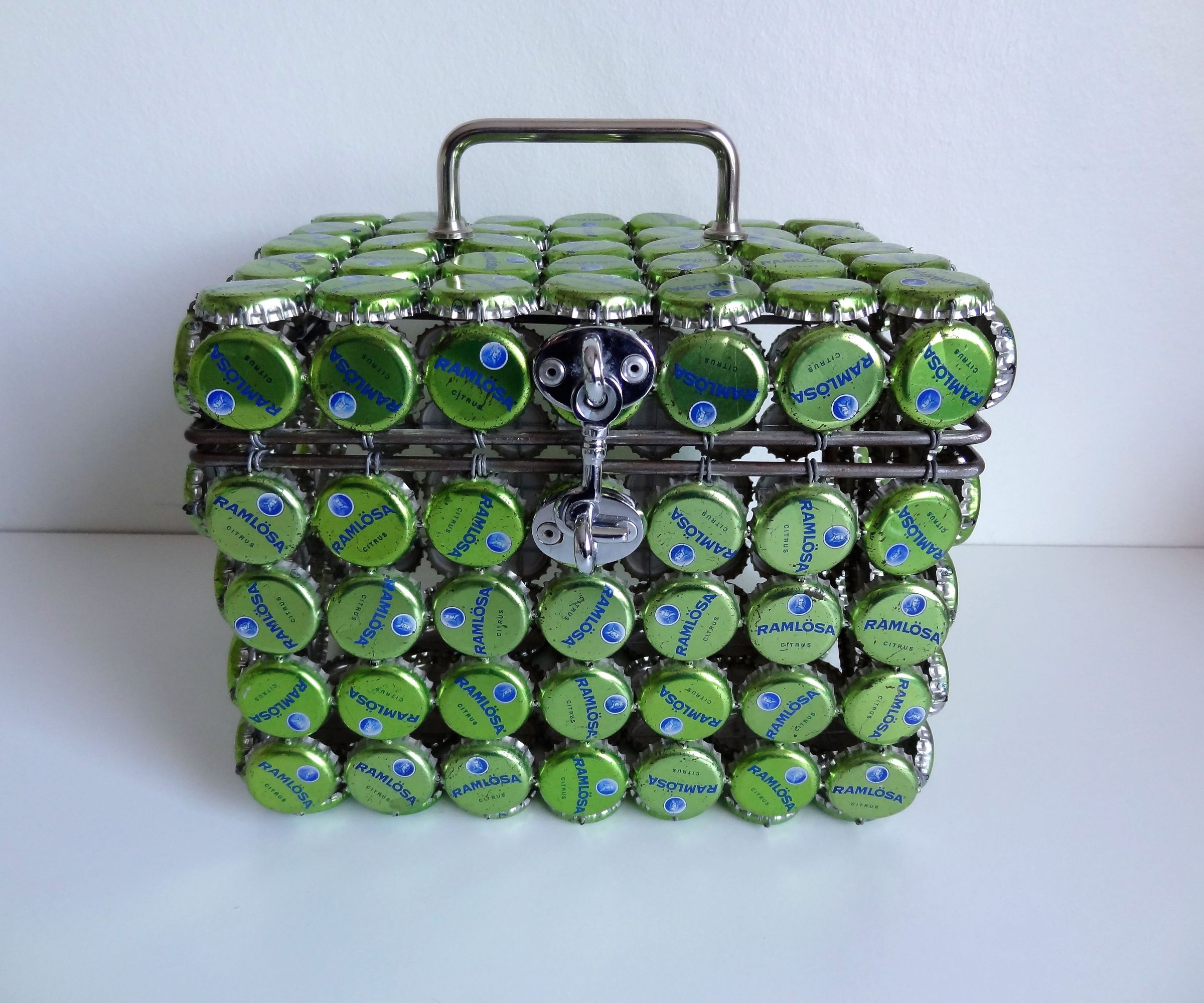Make a Bottle Cap Bag