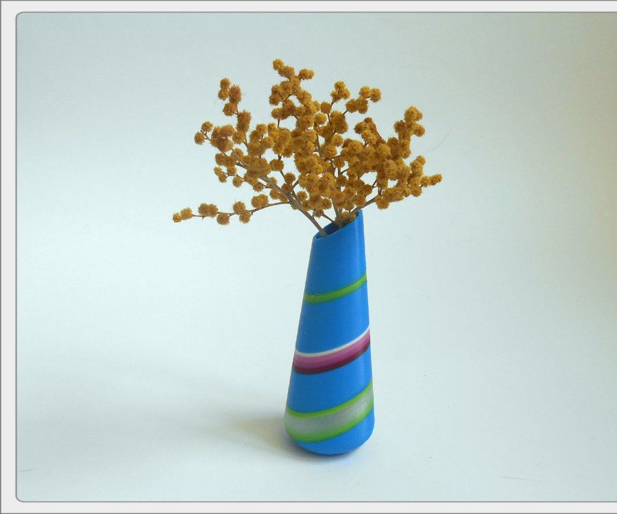 3D Printed Vase With Unusual Pattern.