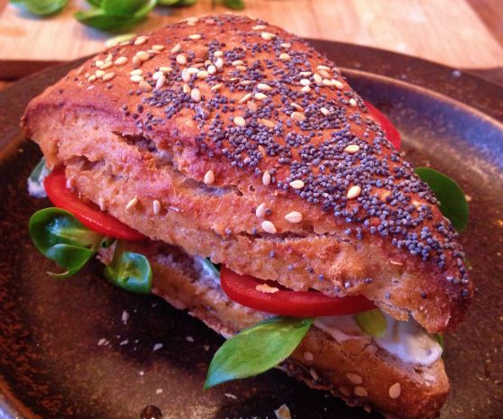 German "Weltmeister" Buns - for Sourdough Beginners