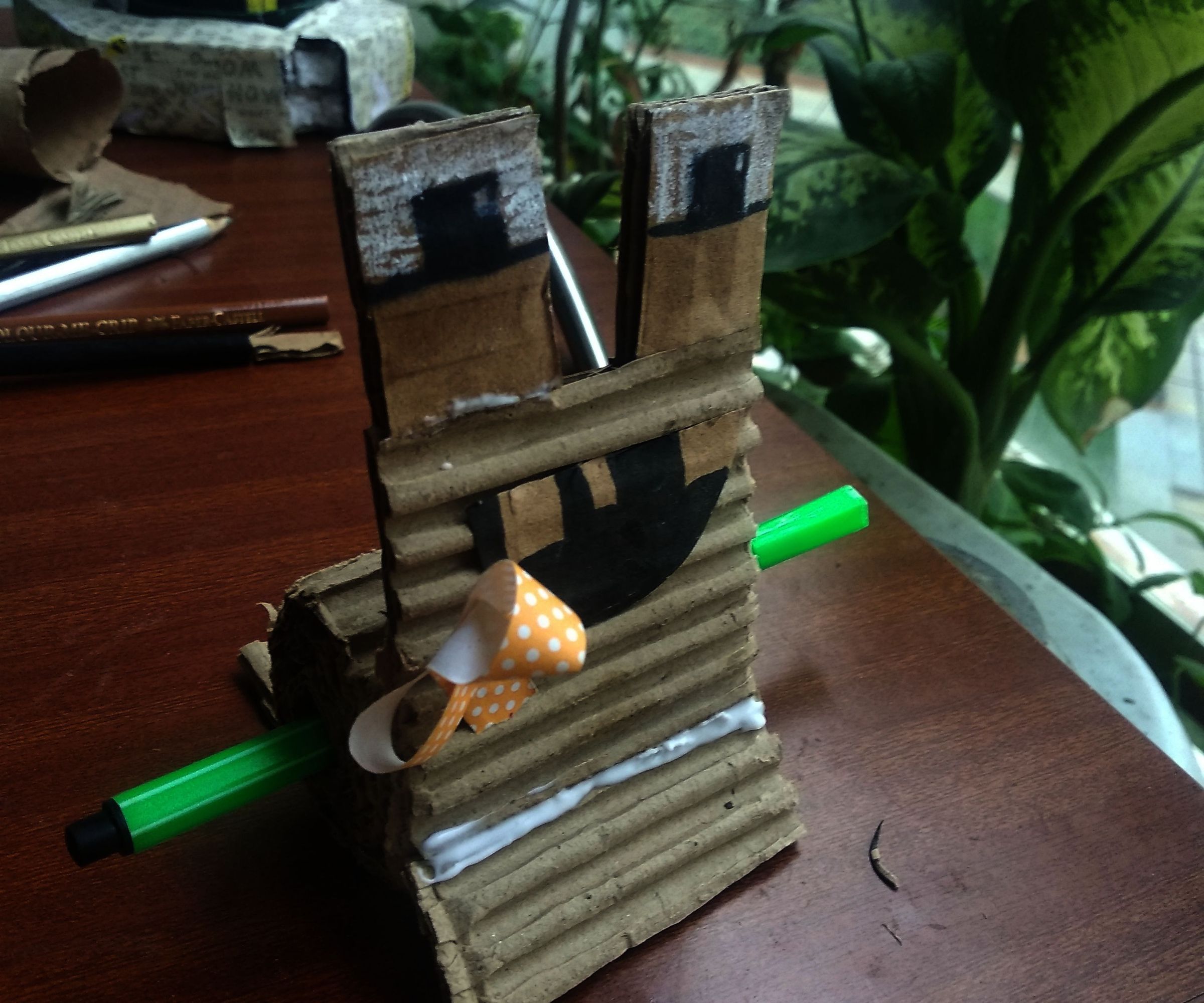 Speed Build: Snail Pen Holder
