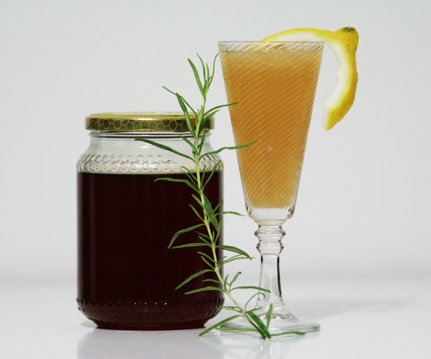 Rosemary, Cinnamon, Honey Lemonade