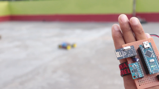 How to Make Arduino Gesture Control Robot at Home Using Radio Module ...