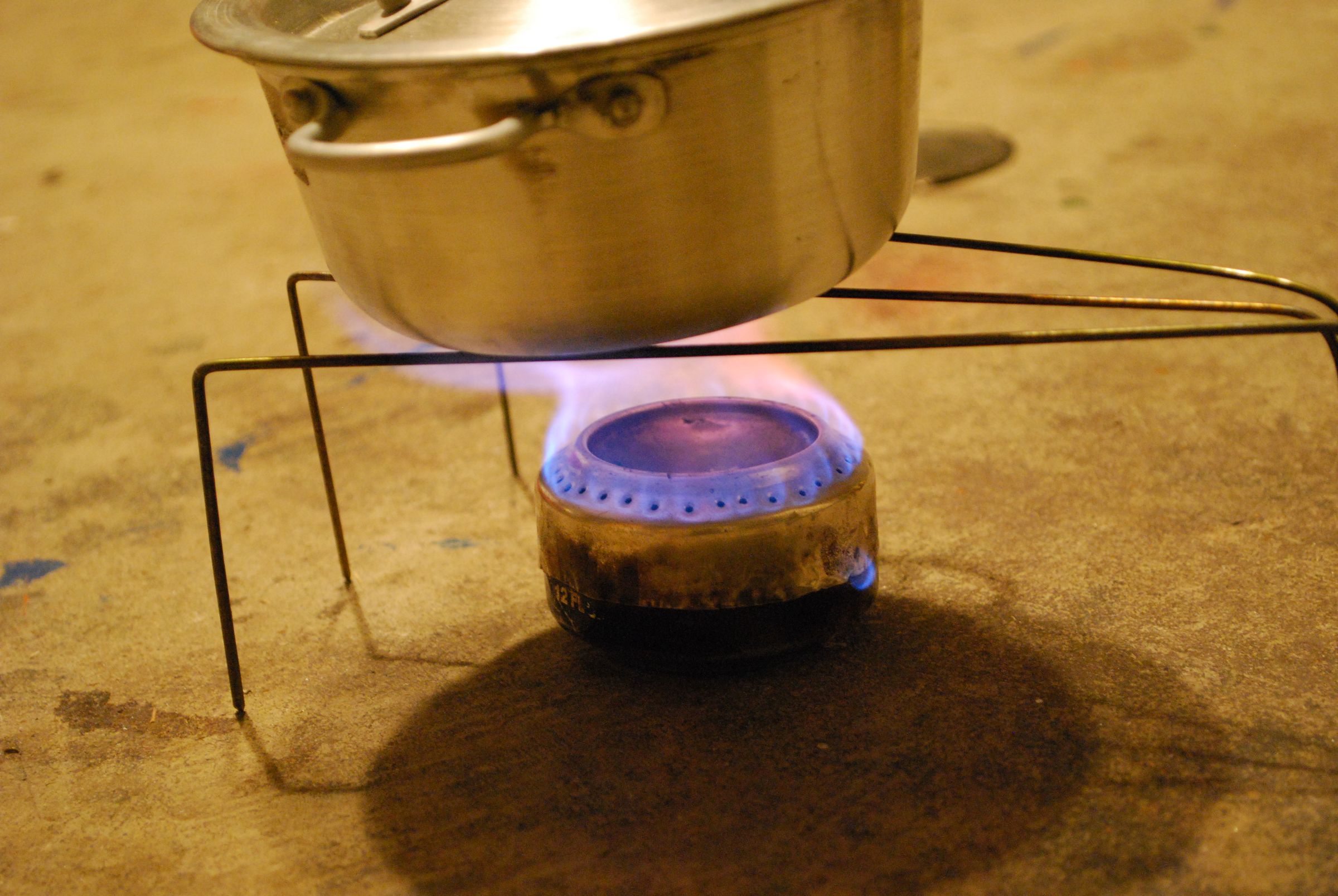 Can Stove Pot Stand