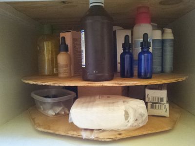 Step 7: Fill (Not)Lazy Susan With Your Stuff!