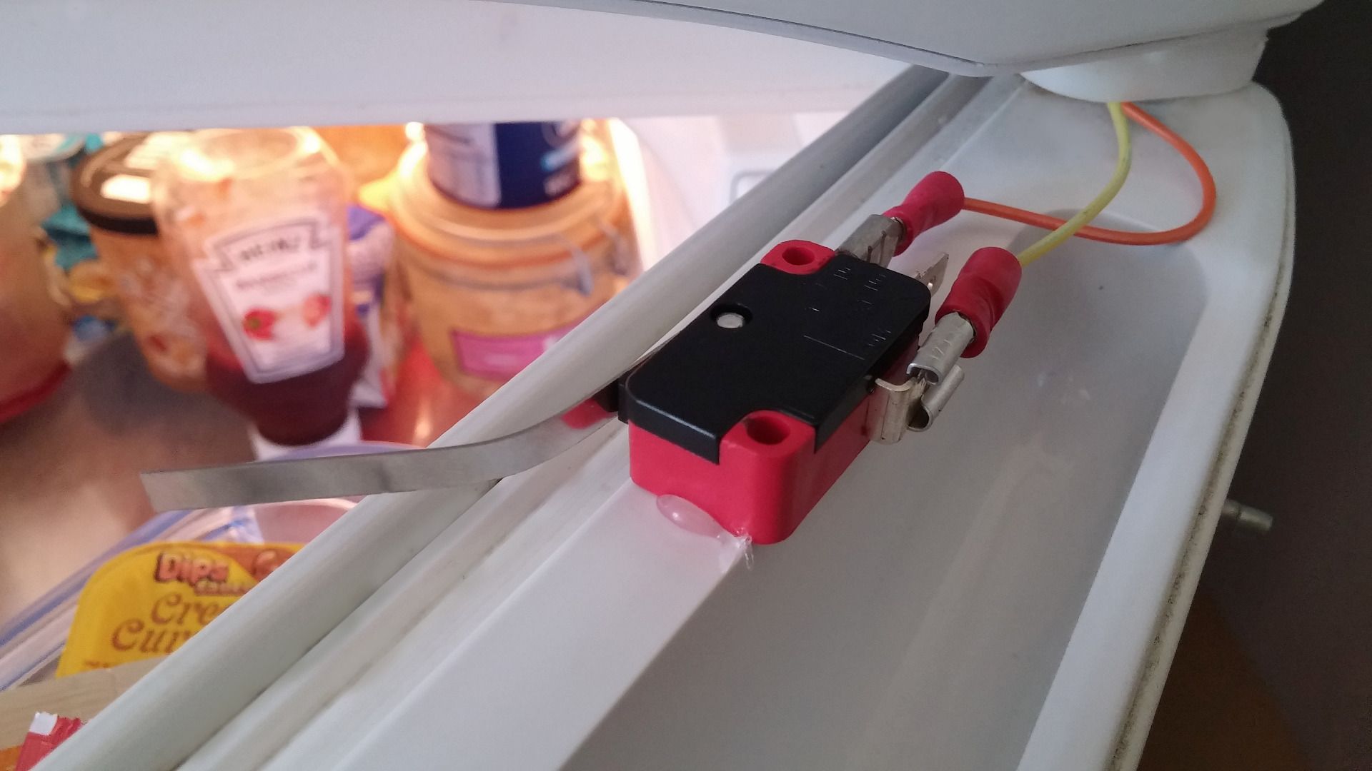 Fridge's Door Alarm 5 Steps Instructables