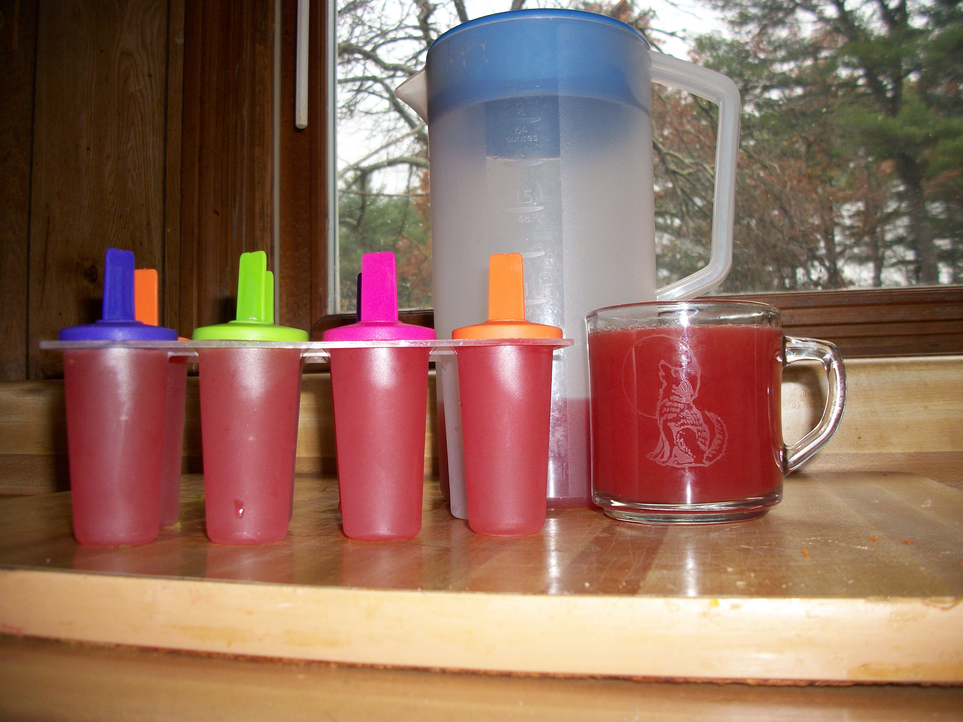 Agua Fresca De Naranja Y Frambuesa Negra (Orange and Black Raspberry Agua Fresca)